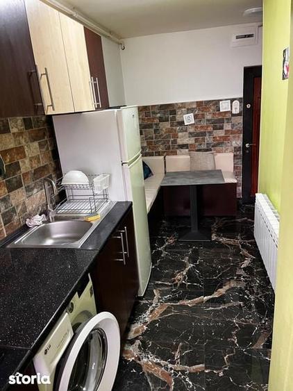 Inchiriez Garsoniera Zona Schoala Nr 8 - 4