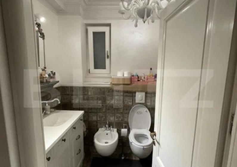 Apartament modern, 3 camere, cu terasa de 39 mp, cartier Bur - 9