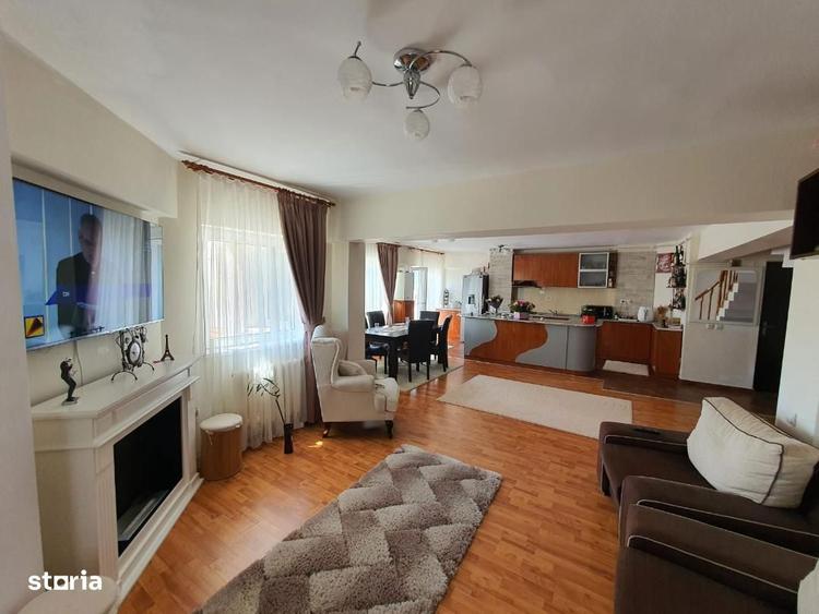 De vanzare Apartament 3 camere cu scara interioara, zona Cenru. - 2