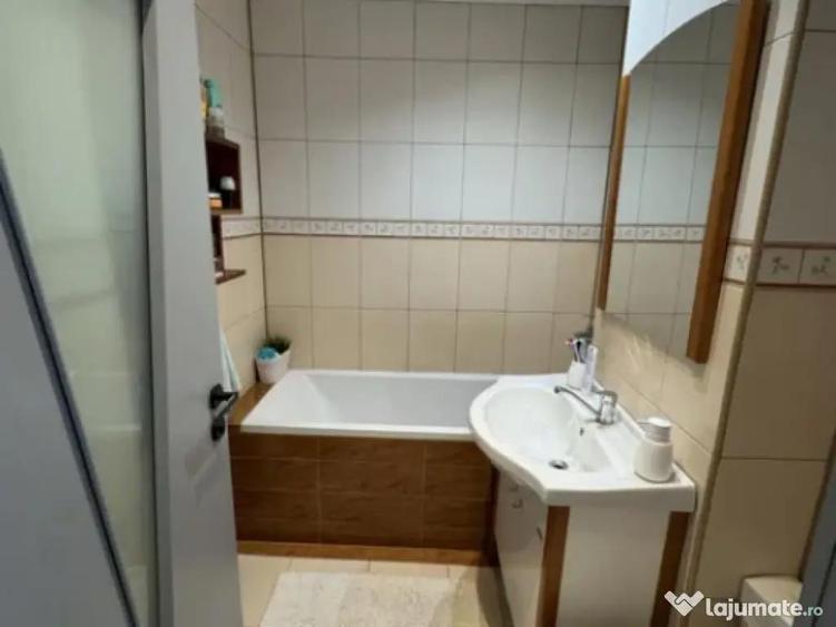 Apartament 4 camere, decomandat - zona Grivitei - 3