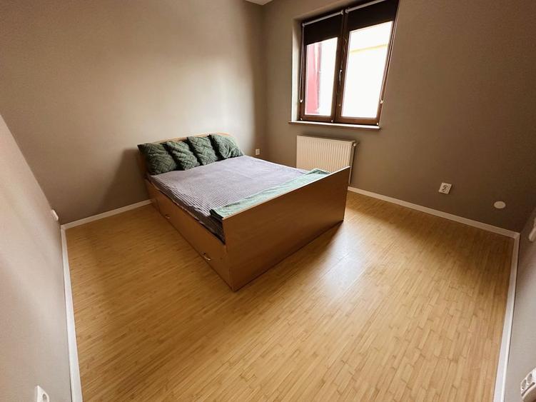 Propietar vand apartament 3 camere , 70 mp zona Vasile Aron - 1