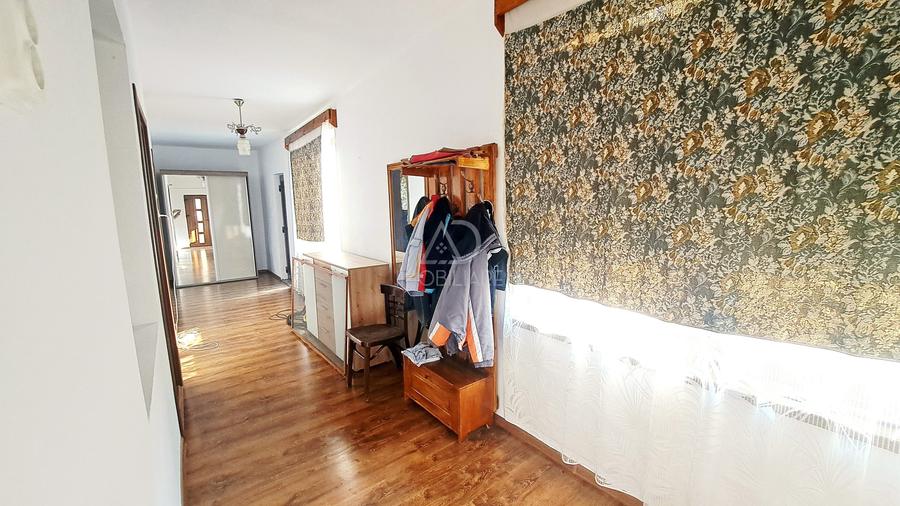 Casă de vânzare în Novaci, Gorj – Poziție centrală - 7