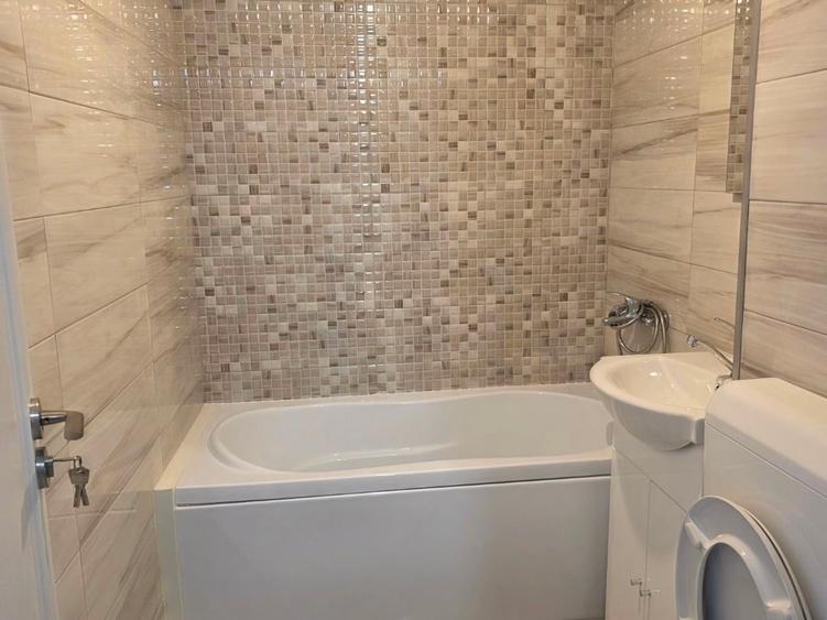 Titan, 10 minute metrou, chiar la parcul Titanii, pe Prisaca Dornei, - 5