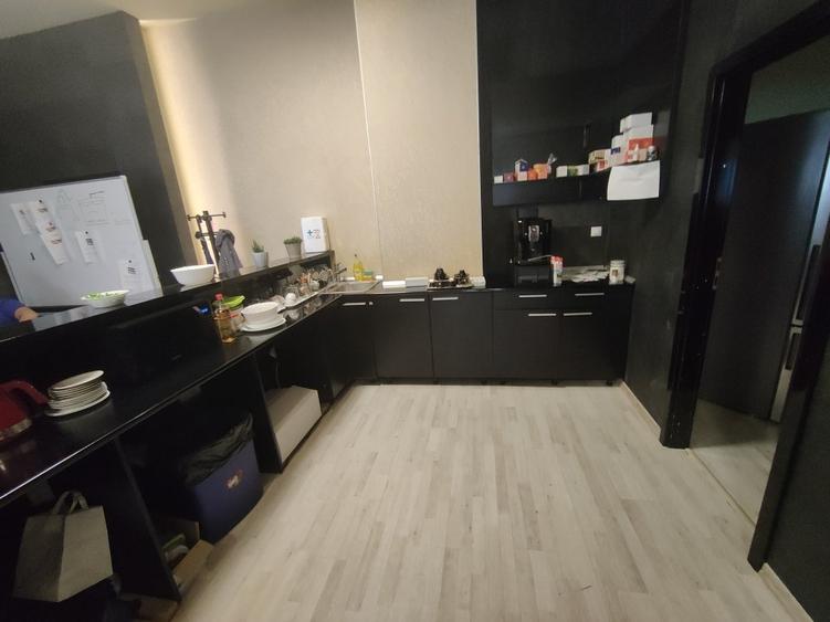 PIATA IANCULUI - metrou spatiu birouri stradal 562 mp - 6