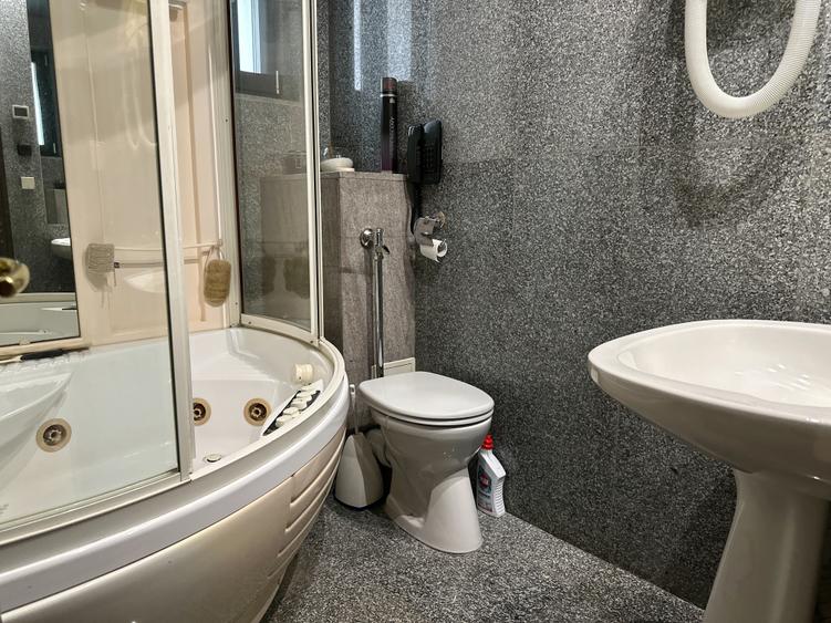 Reședință exclusivistă pe malul lacului - Exclusive Residence on the Lakefront - 24