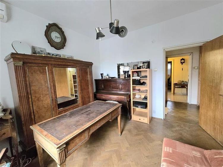 OCAZIE RARA! AP.4 CAM.DECOM.ET2/3 GARAJ SI BOXA SECTOR 1 PAJURA - 13