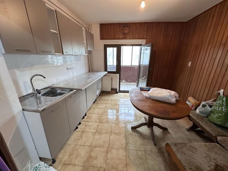 Apartament 3 Camere Zona Soarelui - 1