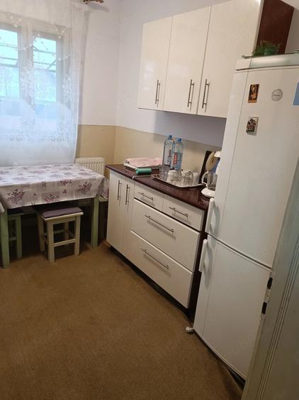 Casă cu 3 camere cu Teren 700 Mp în Central