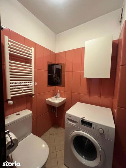 Apartament cu 3 camere decomandat, mobilat în Nerva Traian