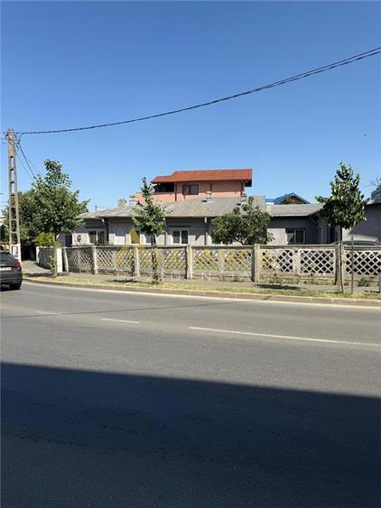 Casă individuală cu 4 camere cu Teren 395 Mp în Central