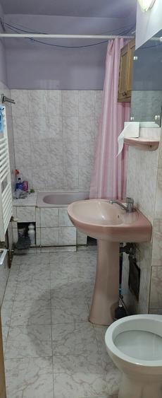 Apartament cu 2 camere decomandat în Răcădău
