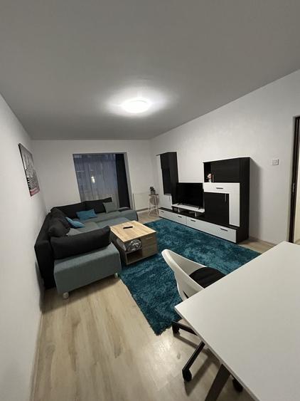 Apartament cu 2 camere decomandat în Tudor
