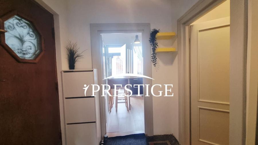 Apartament cu 2 camere semidecomandat, mobilat în Ultracentral