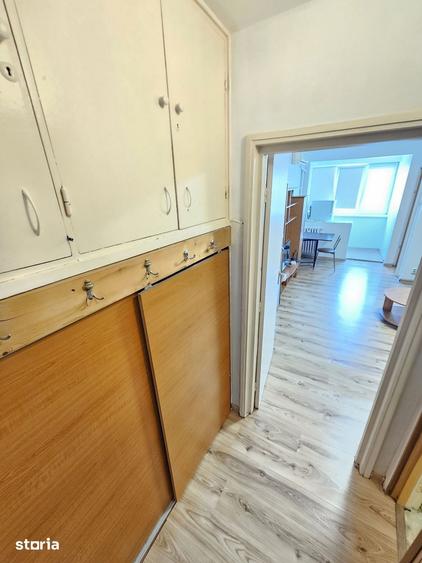 Garsoniera langa metrou Dristor, in bloc reabilitat -la cheie! - 9