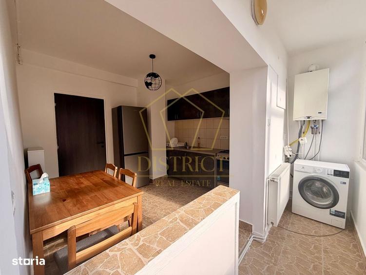 Apartament cu 2 camere decomandat în P-ța Unirii
