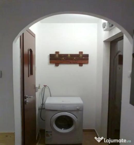 Garsonieră semidecomandată în Est