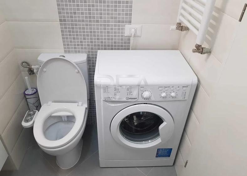 Apartament cu 2 camere decomandat, mobilat în Parcul Carol