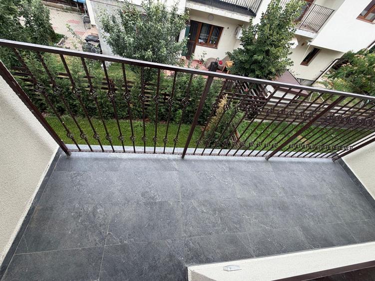 Duplex cu 4 camere cu Canalizare în Central