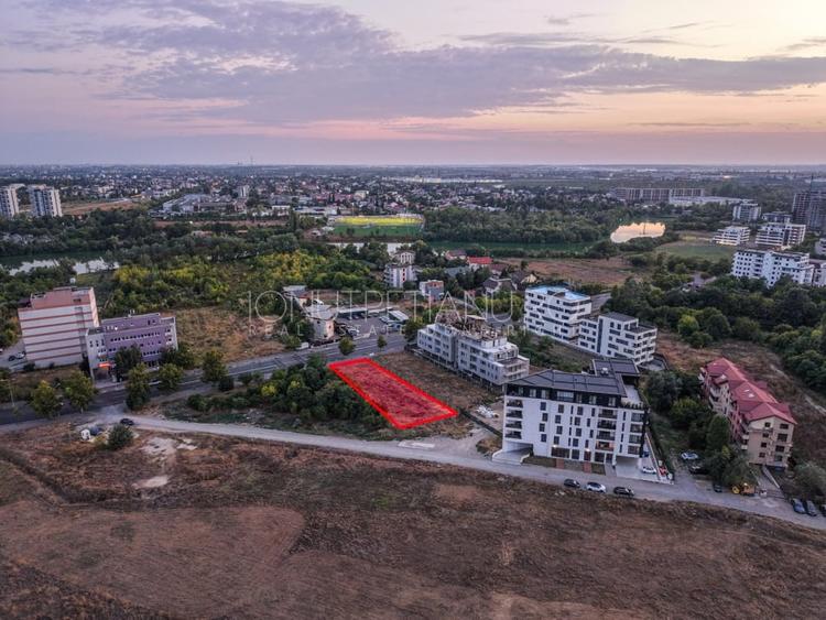Teren Construcții intravilan de 1249 mp, în Sisești