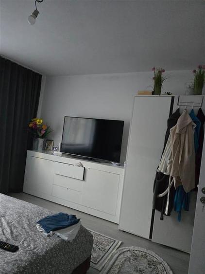 Casă individuală cu 2 camere cu Canalizare în Central