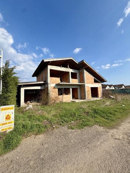 Casă cu 4 camere în Agigea