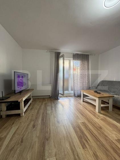 Apartament de vanzare, 45 mp, parcare, balcon, zona Poligonului - 1