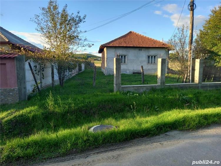 Casă cu 3 camere în Livezi