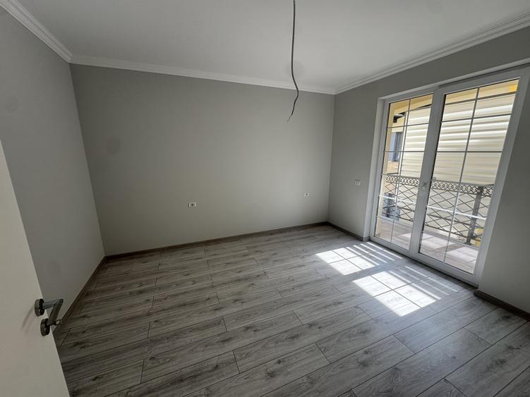 Apartament cu 2 camere decomandat în Giroc