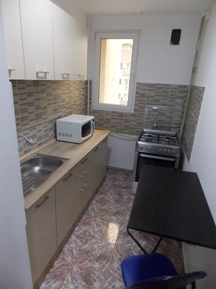 Apartament cu 3 camere circular în Drumul Taberei
