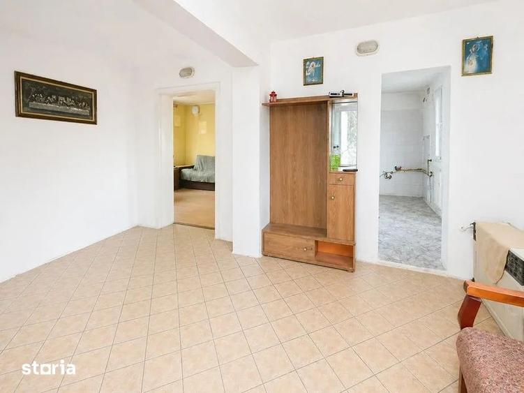 Casă cu 3 camere cu Teren 600 Mp în Central