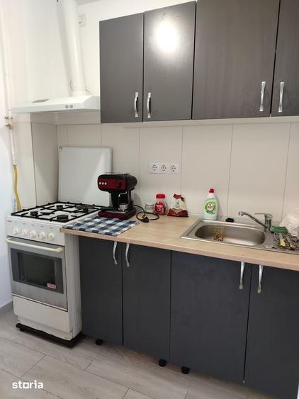 Apartament cu 3 camere în Traian