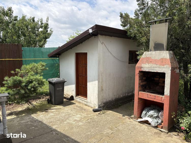 Casă cu 4 camere cu Teren 5000 Mp în Grădinari