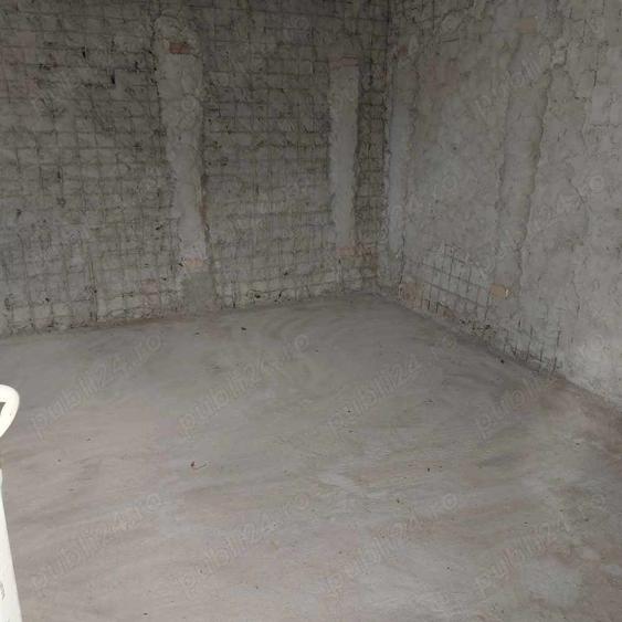 Casă cu 3 camere cu Teren 1200 Mp în Ziduri