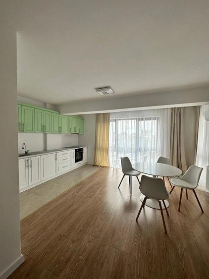Apartament cu 3 camere decomandat în Iosia