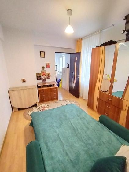 Apartament cu 2 camere decomandat în Burdujeni