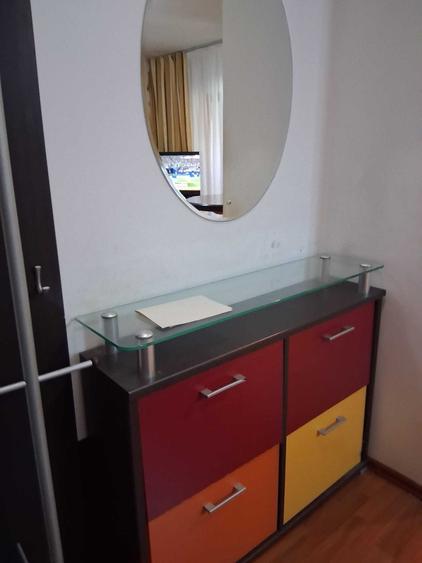 Inchiriez apartamemt 2 camere - 1
