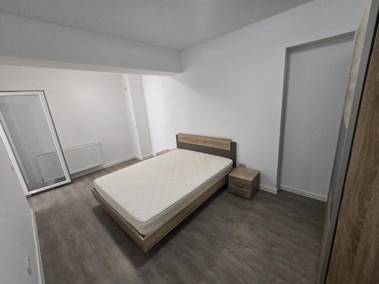 Apartament cu 2 camere decomandat în 13 Septembrie
