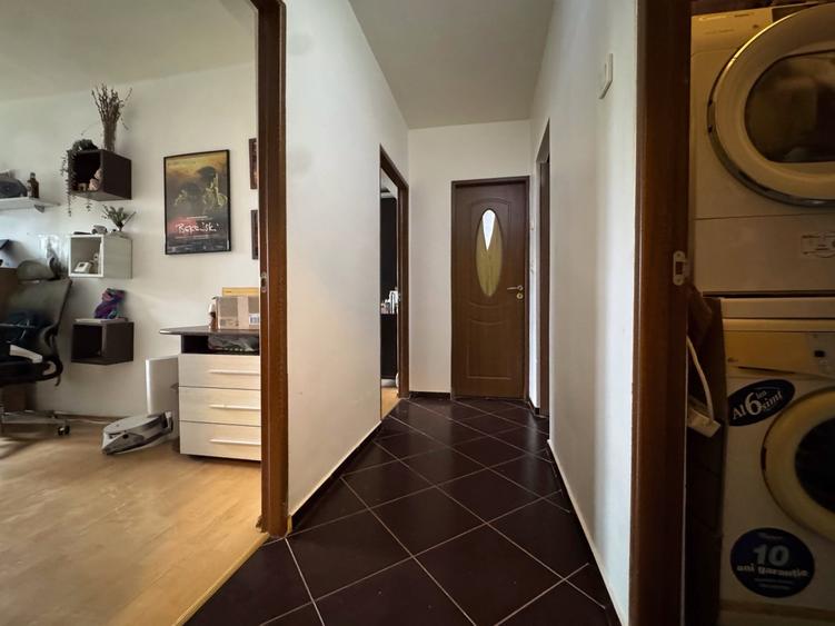 Apartament cu 3 camere decomandat în Frumoasa