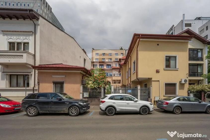 Spațiu comercial, de 950 mp, în Romană