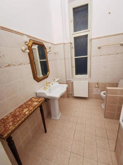 Spațiu comercial, de 124 mp, în Neptun