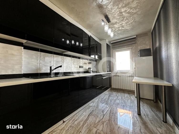 Apartament cu 4 camere decomandat în Ștrand