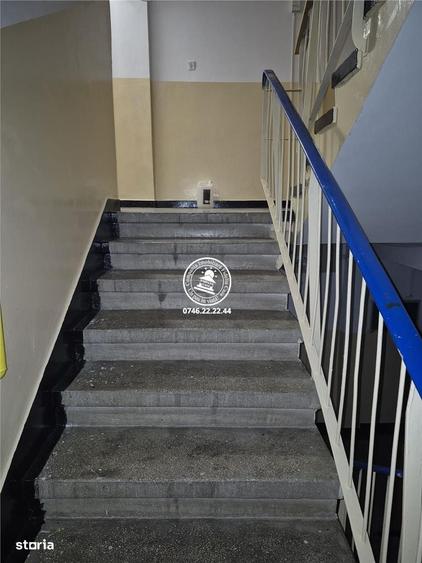 Apartament cu 3 camere decomandat în Tătărași