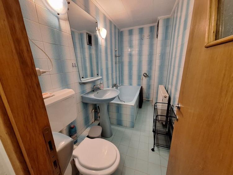 Apartament cu 2 camere decomandat, mobilat în Vitan