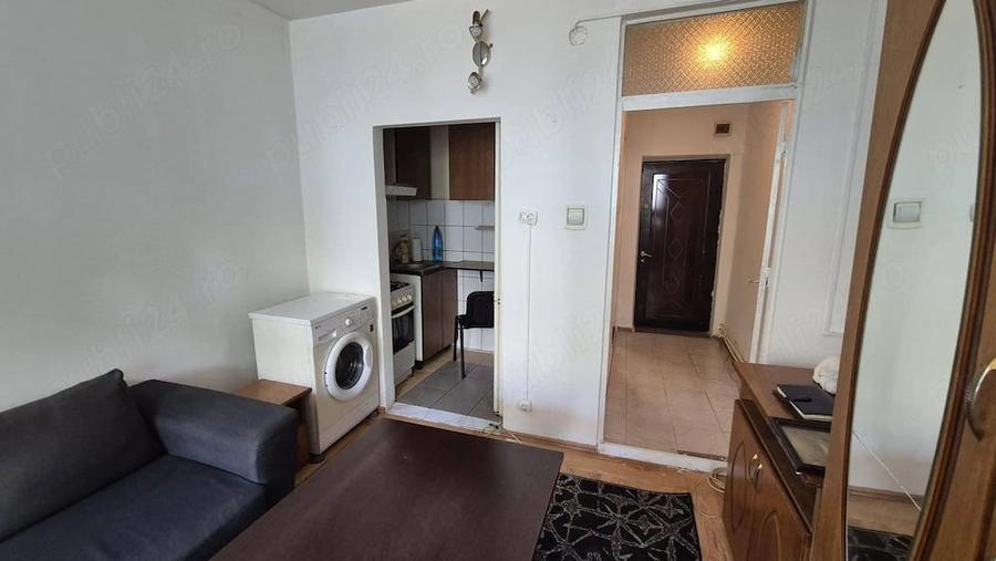 Garsoniera de vanzare zona CET, MOBILATA UTILATA, ETAJ 1 - 2