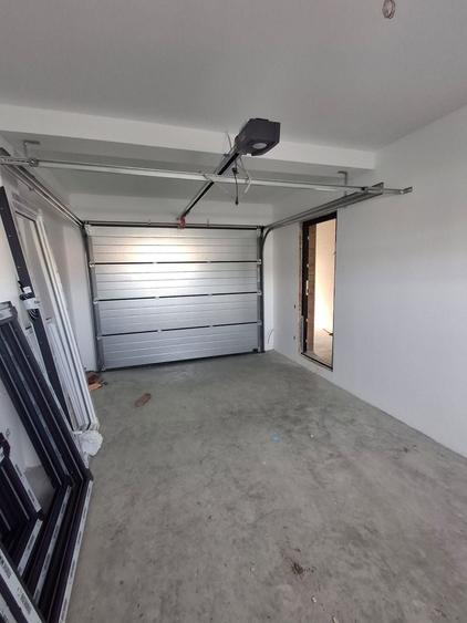 Duplex cu 4 camere cu Canalizare în Șelimbăr