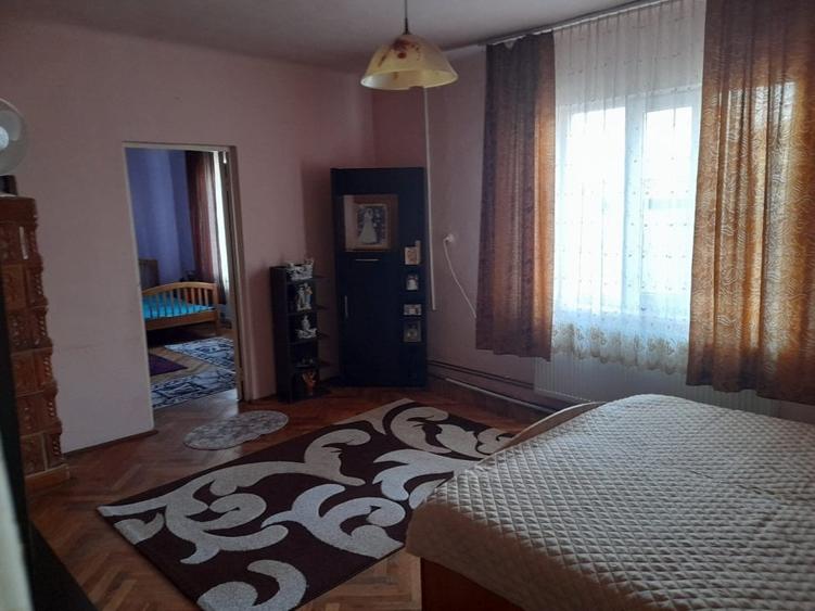 Casă individuală cu 3 camere cu Canalizare în Mureșeni