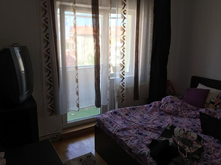 Inchiriez apartament 2 camere Alfa - 1