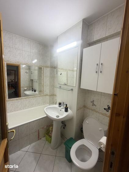Apartament cu 3 camere în George Enescu