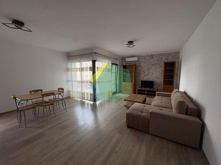 Apartament cu 2 camere, mobilat în Central
