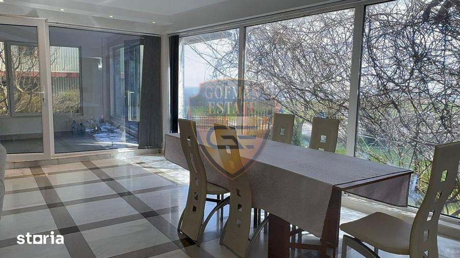 Apartament cu 3 camere decomandat, mobilat în Delfinariu